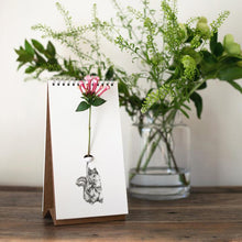Load image into Gallery viewer, Bumble Plants Flip Table Vase - 7 Furry Friends
