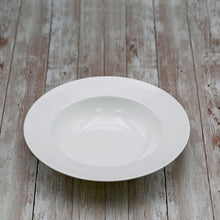 Load image into Gallery viewer, Wilmax Porcelain White Deep Plate 11" inch | 28 Cm 27 Oz | 800 Ml