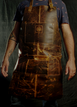 Load image into Gallery viewer, Vintage Gentlemen Full Grain Buffalo Leather Apron