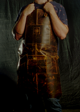 Load image into Gallery viewer, Vintage Gentlemen Full Grain Buffalo Leather Apron