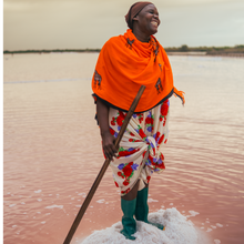 Load image into Gallery viewer, Burlap & Barrel Wind-Blown Sea Salt