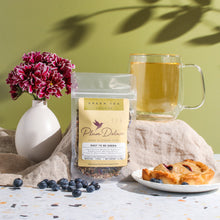 Load image into Gallery viewer, Plum Deluxe Tea Easy to Be Green Tea (Blueberry - Hibiscus)