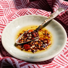 Load image into Gallery viewer, Burlap & Barrel Tokyo Negi Scallions