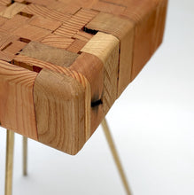 Load image into Gallery viewer, Formr Assemblage side table