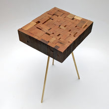 Load image into Gallery viewer, Formr Assemblage side table