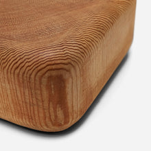 Load image into Gallery viewer, Formr Pillow trivet