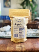 Load image into Gallery viewer, Syracuse Sea Salt Roasted Garlic Flake Salt Jar