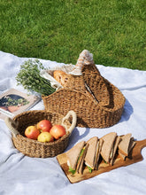 Load image into Gallery viewer, KORISSA Savar Picnic Basket