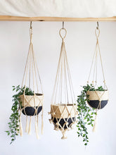 Load image into Gallery viewer, KORISSA Plant Hanger - Shuly