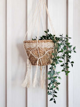 Load image into Gallery viewer, KORISSA Plant Hanger - Bitan