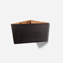 Load image into Gallery viewer, Formr Triangle self-watering, wall-mounted planter
