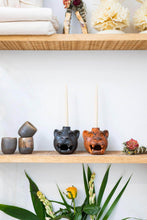 Load image into Gallery viewer, Wool+Clay Burnt Ceramic Copita