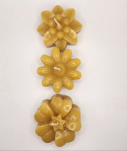 Load image into Gallery viewer, Flower Candles