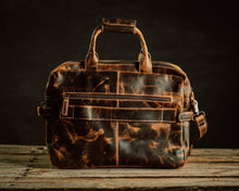 Load image into Gallery viewer, Vintage Gentlemen The “Clark” Pilot Bag