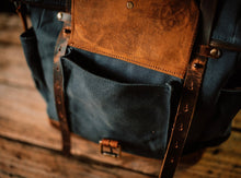 Load image into Gallery viewer, Vintage Gentlemen The “Jackson” Backpack