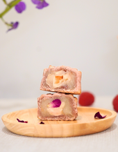 Load image into Gallery viewer, Mala Tara Rose Lychee Moonbliss (Mooncake)