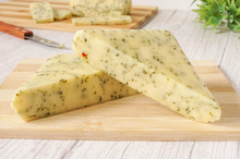 Load image into Gallery viewer, Keystone Cheese Spinach and Artichoke Jack