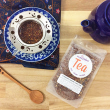 Load image into Gallery viewer, Plum Deluxe Tea Stargazer Caramel Maté Chai