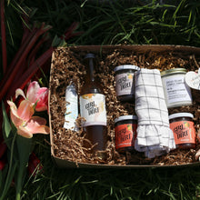 Load image into Gallery viewer, The Raised Bed Box