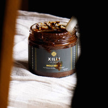 Load image into Gallery viewer, Xilli Mole Negro Case - 12 Jars x 10 oz