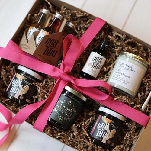Girl Meets Dirt - Girl Meets Dirt Sip & Sparkle Lover 💝 - Gift Set | Delivery near me in ... Farm2Me #url#