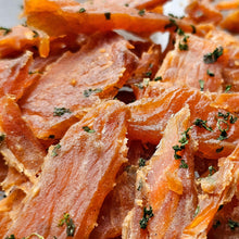 Load image into Gallery viewer, Garlic Butter Salmon Premium Fish Jerky
