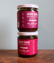 Load image into Gallery viewer, Vuvami Umami Bomb Shiitake Chili Oil Jar - Sweet Heat
