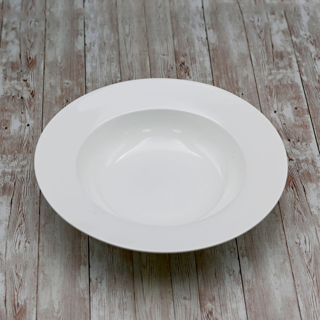 Wilmax Porcelain Professional Rolled Rim White Deep Plate 11