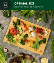 Load image into Gallery viewer, Royal Craft Wood Fruit Cutting Board 15x10&quot;
