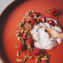 Load image into Gallery viewer, Vanilla Bean Granola with Sour Cherries
