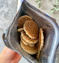Load image into Gallery viewer, Stroop Club Mini Traditional Caramel Organic and Plant Based Stroopwafels
