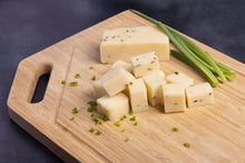 Load image into Gallery viewer, Keystone Cheese Onion &amp; Chive Cheddar
