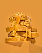 Load image into Gallery viewer, Kize Peanut Butter Bar - 10 Bars x 1.5 oz case
