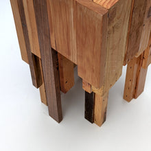 Load image into Gallery viewer, Formr Assemblage side table
