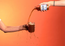 Load image into Gallery viewer, Granny Squibbs Porter&#39;s Peach Sweetened Organic Iced Tea Bottle - 12 bottles x 16 oz case
