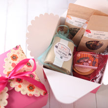 Load image into Gallery viewer, Open Door Tea Floral Gift Box
