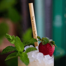 Load image into Gallery viewer, Strawberry cocktail with wandering fly engraved straw
