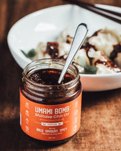Load image into Gallery viewer, Vuvami Umami Bomb Shiitake Chili Oil Jar- All The Bombs 6-Pack
