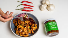 Load image into Gallery viewer, Vuvami Umami Bomb Shiitake Chili Oil Jar - Roasted Garlic
