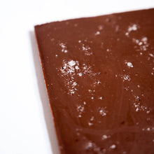 Load image into Gallery viewer, Organic Milk Chocolate Maine Sea Salt Bar
