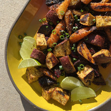 Load image into Gallery viewer, Burlap &amp; Barrel Flowering Hyssop Thyme
