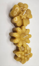 Load image into Gallery viewer, Flower Candles
