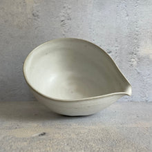 Load image into Gallery viewer, Matcha Bowl by Chihaya Ueda
