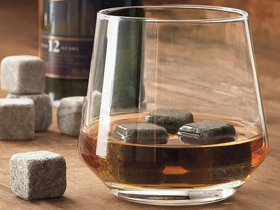 Vintage Gentlemen 6 Piece Whiskey Stone Set