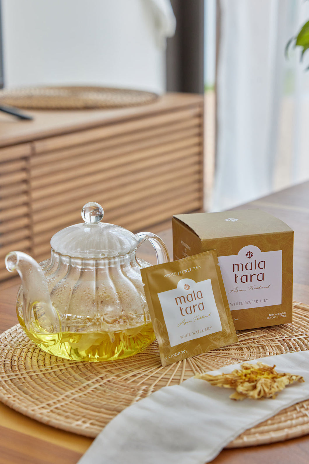 Mala Tara Water Lily Whole Flower Tea Box